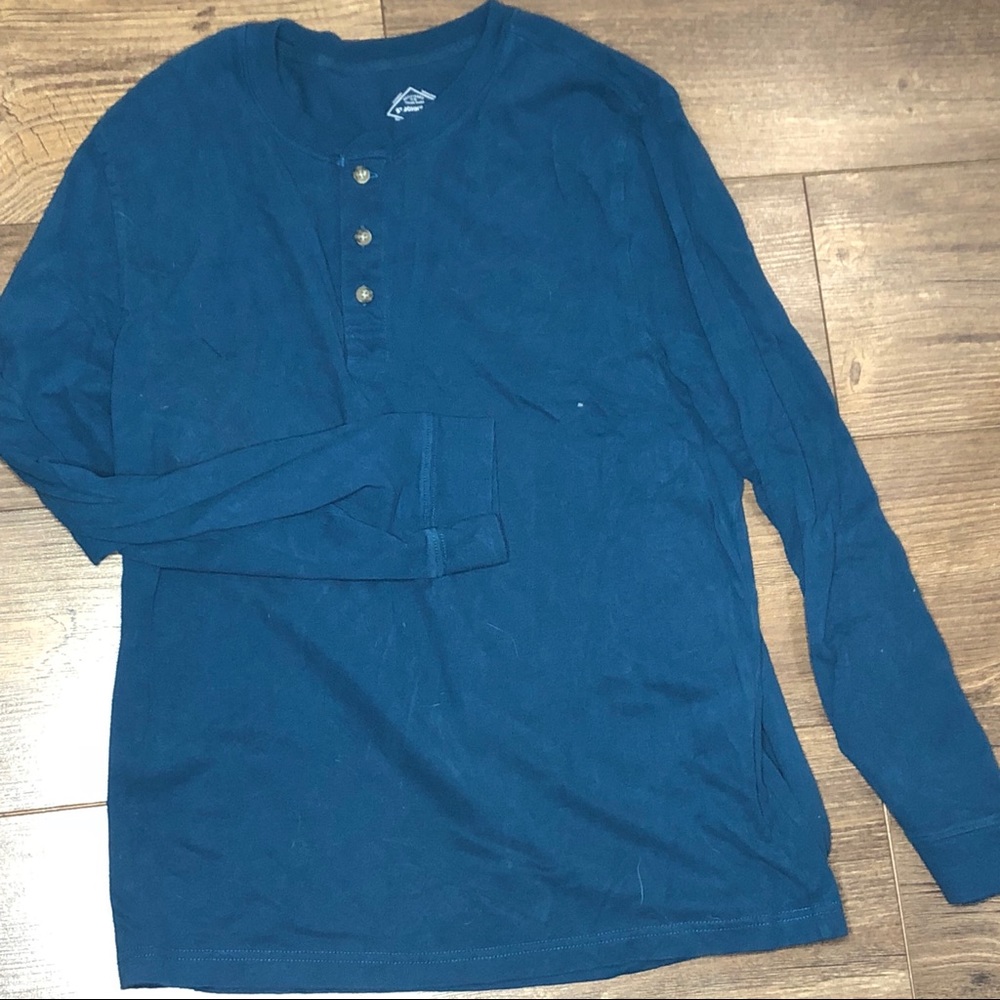 Half button shirt